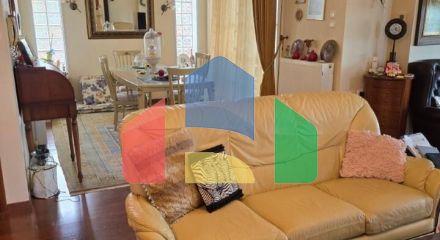 Продаж - Котедж 360 m² в Салоніках