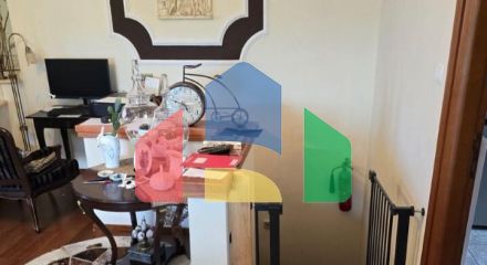 Продаж - Котедж 360 m² в Салоніках