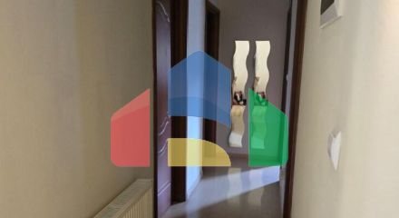 Продаж - Котедж 360 m² в Салоніках