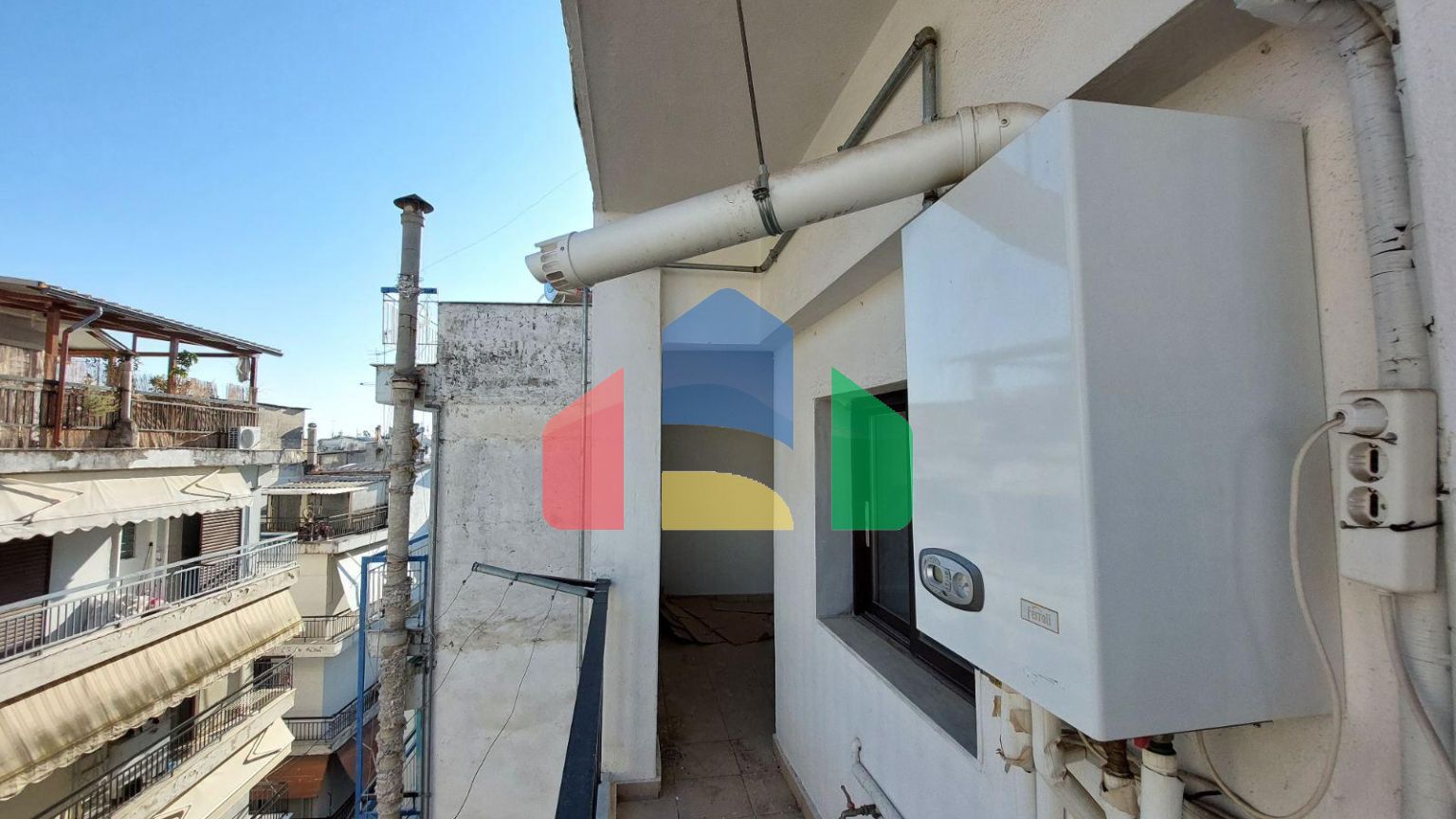 Продажа - Двухуровневая квартира 70 m² в Салониках