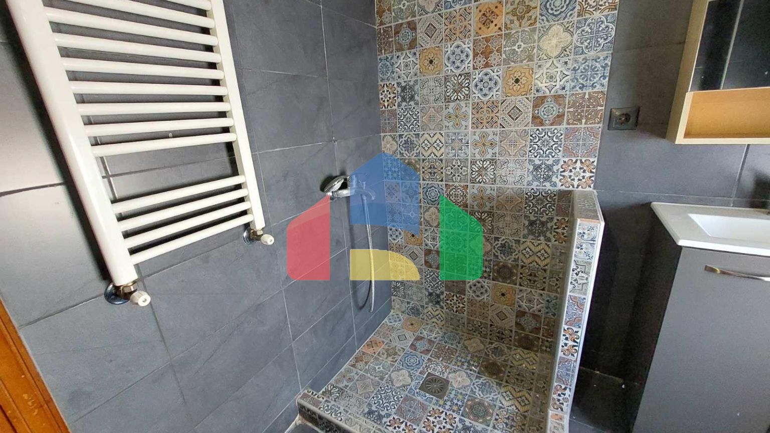 Продажа - Двухуровневая квартира 70 m² в Салониках