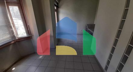 Продаж - Комерційна нерухомість 137 m² в Салоніках