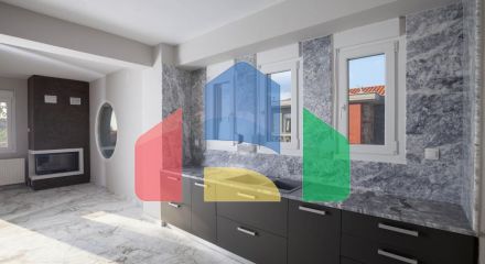 Продаж - Таунхаус 135 m² в Салоніках