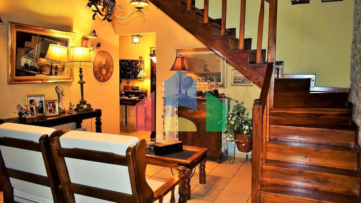 Продаж - Котедж 300 m² в Салоніках