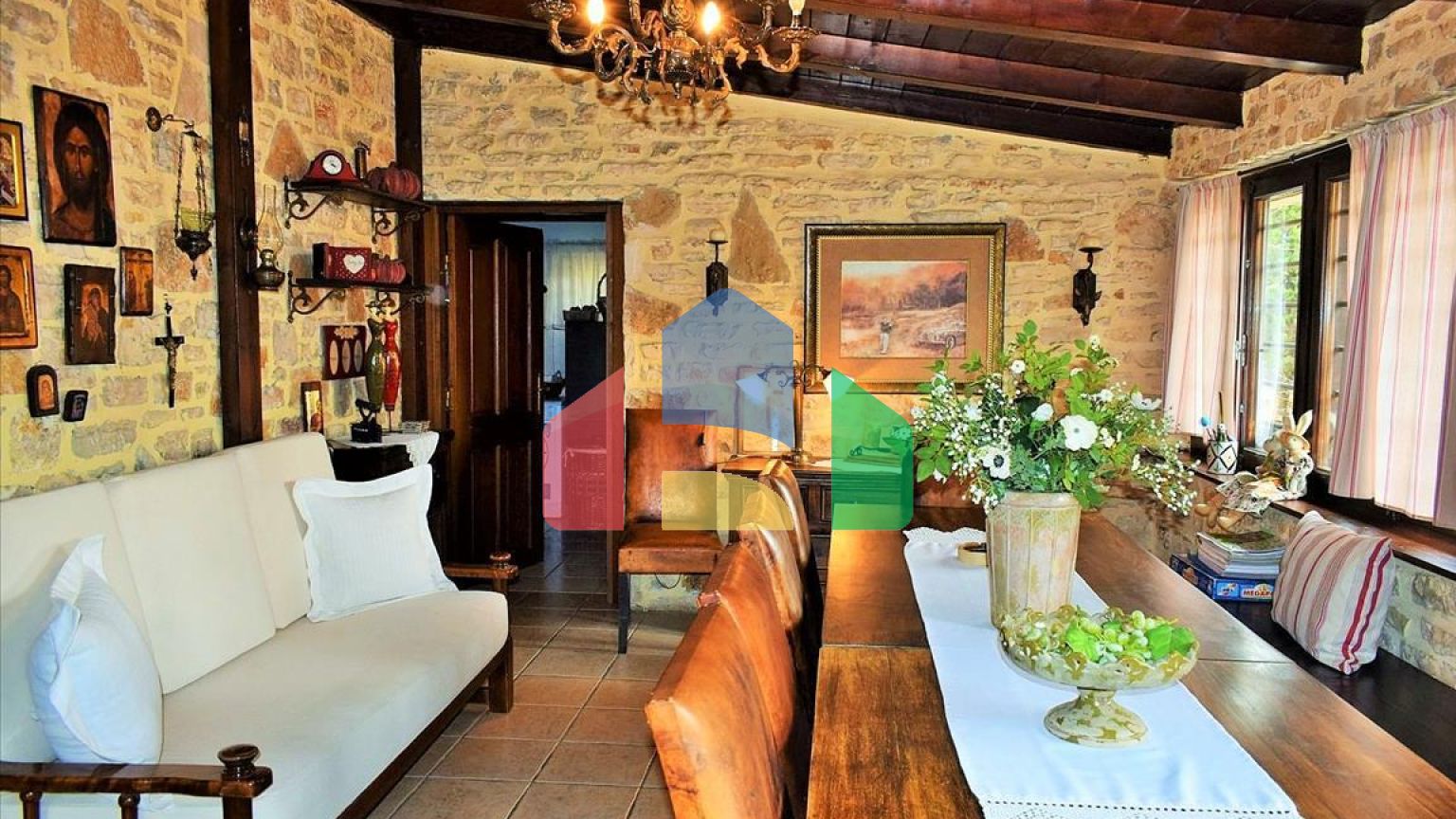 Продаж - Котедж 300 m² в Салоніках