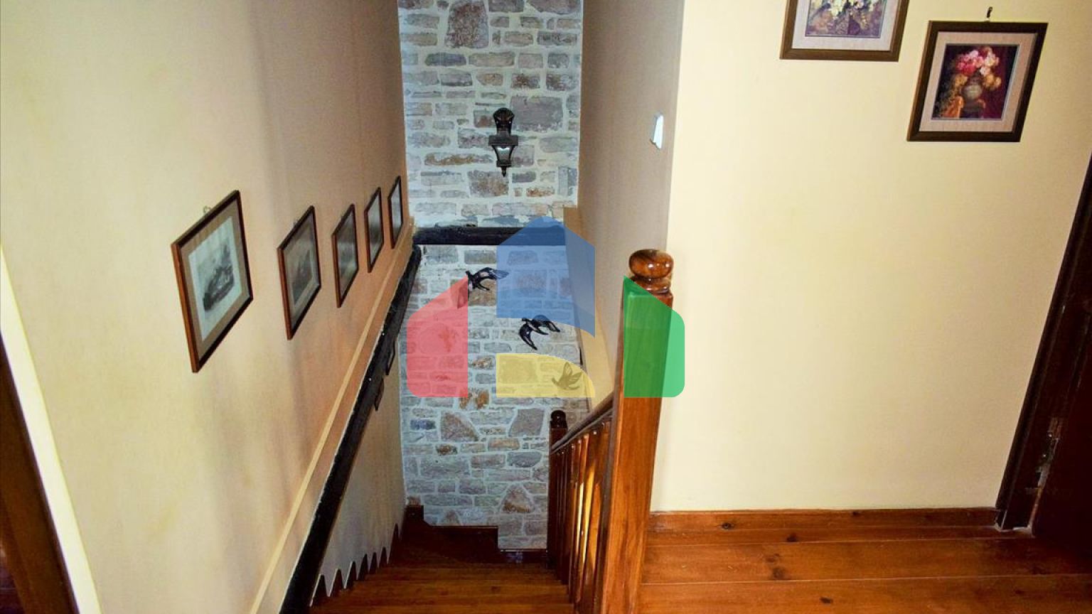 Продаж - Котедж 300 m² в Салоніках