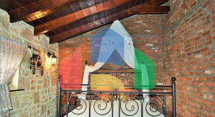 Продаж - Котедж 300 m² в Салоніках Продаж - Котедж 300 m² в Салоніках