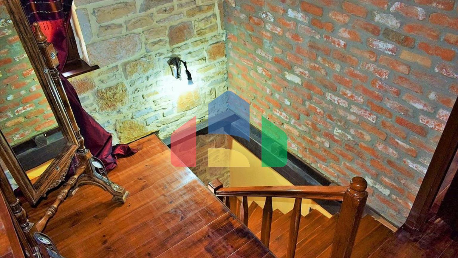 Продаж - Котедж 300 m² в Салоніках