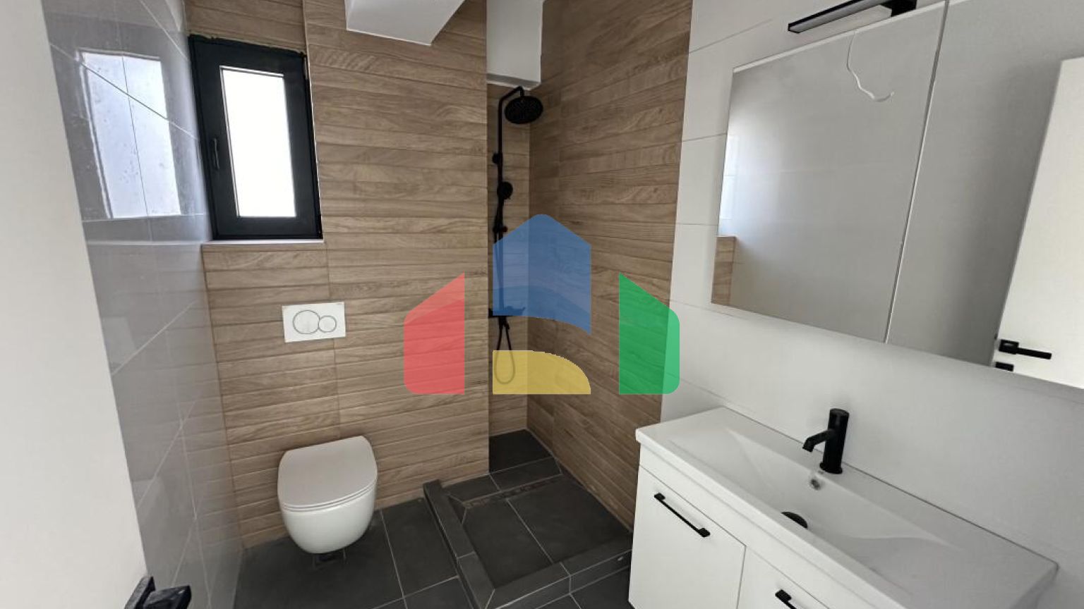 Продажа - Двухуровневая квартира 181 m² в Салониках