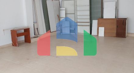 Продаж - Комерційна нерухомість 205 m² в Салоніках