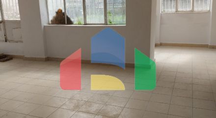 Продаж - Комерційна нерухомість 205 m² в Салоніках