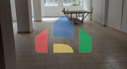 Продаж - Комерційна нерухомість 205 m² в Салоніках