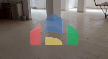 Продаж - Комерційна нерухомість 205 m² в Салоніках