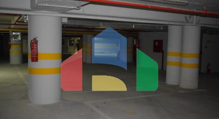 Продажа - Здание 5600 m² в Салониках