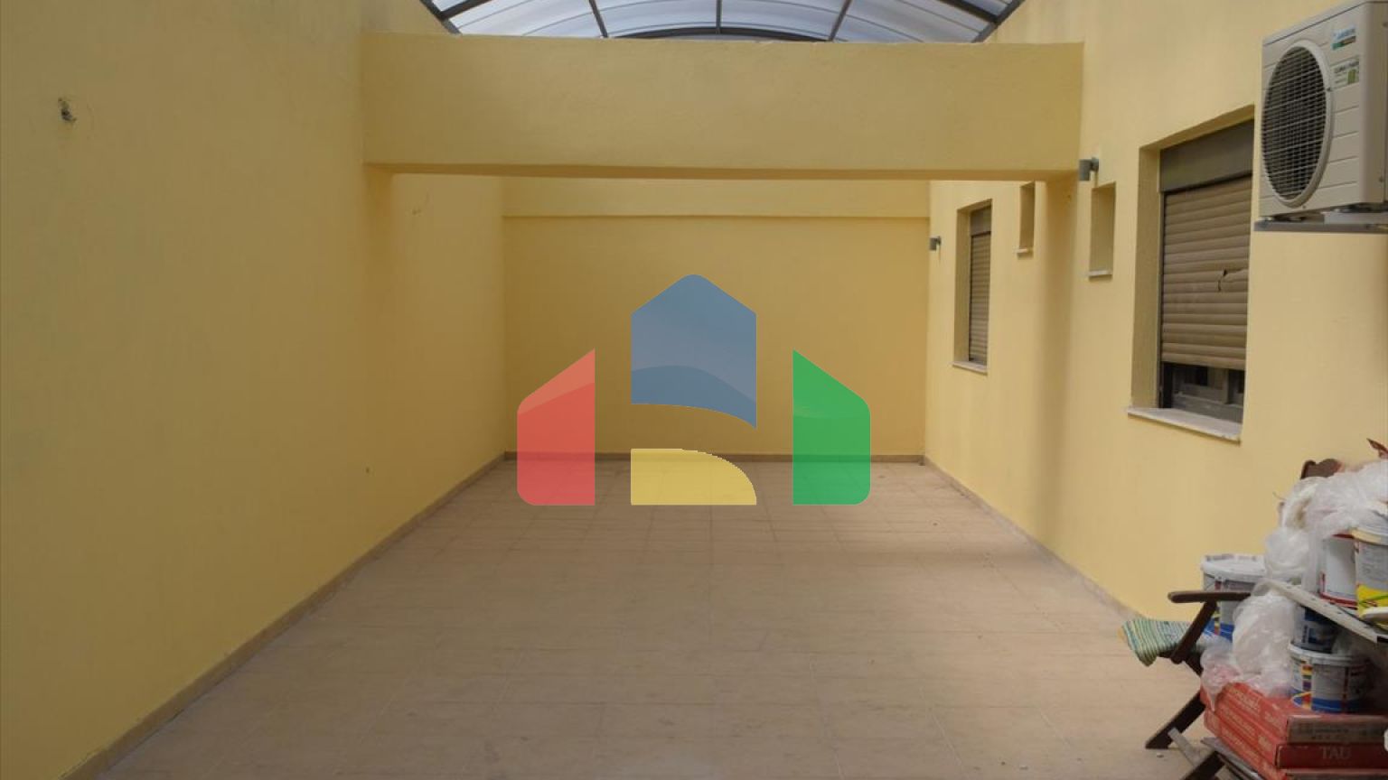 Продажа - Здание 5600 m² в Салониках