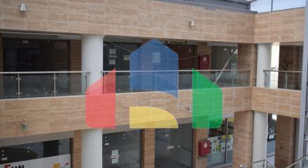 Продажа - Здание 5600 m² в Салониках