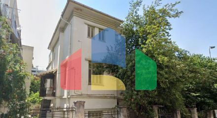 Продаж - Будівля 300 m² в Салоніках