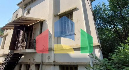 Продаж - Будівля 300 m² в Салоніках