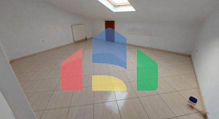 Продажа - Двухуровневая квартира 180 m² в Салониках