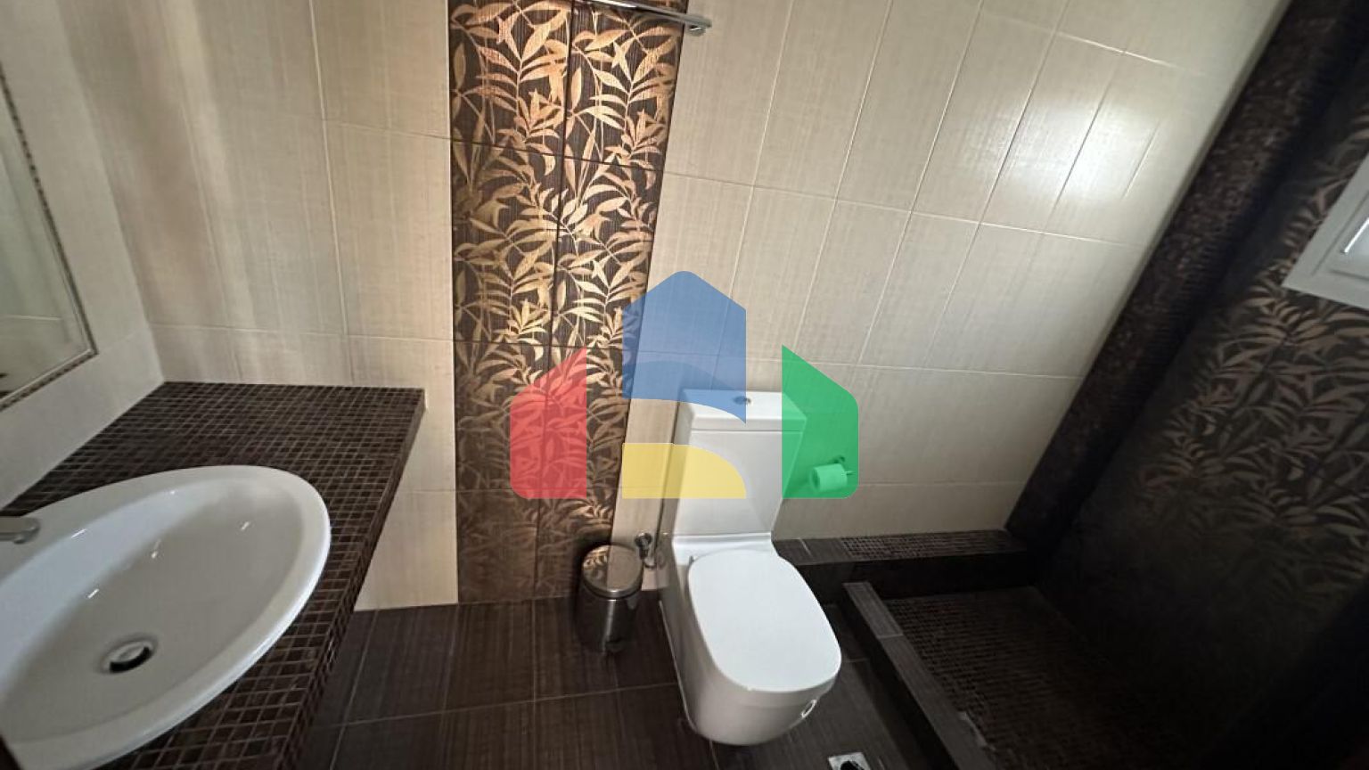 Продаж - Котедж 415 m² в Салоніках