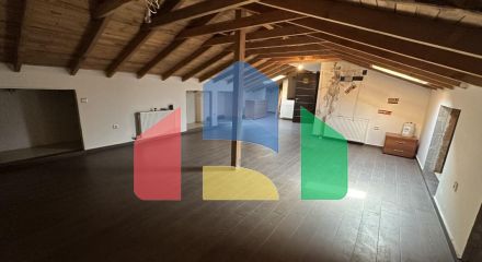 Продаж - Котедж 415 m² в Салоніках Продаж - Котедж 415 m² в Салоніках