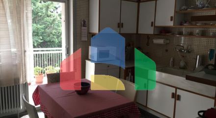 Продаж - Квартира 650 m² в Салоніках