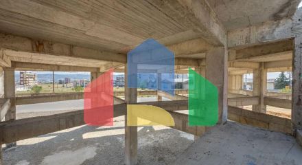 Продажа - Здание 903 m² в Салониках