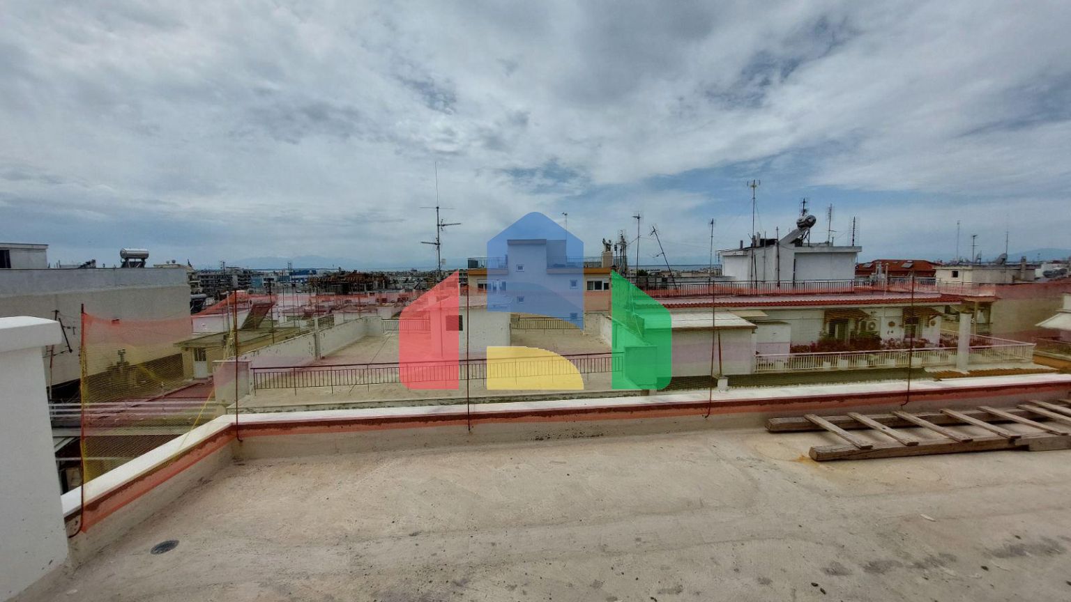 Продажа - Таунхаус 127 m² в Салониках