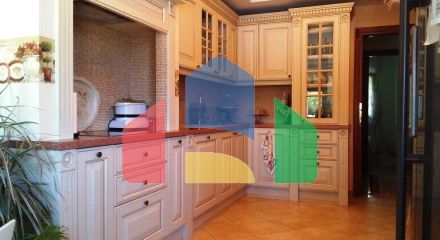 Продаж - Таунхаус 250 m² в Салоніках Продаж - Таунхаус 250 m² в Салоніках