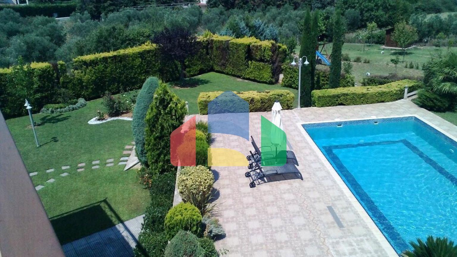 Продаж - Таунхаус 250 m² в Салоніках