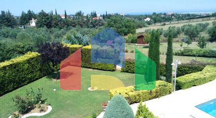 Продаж - Таунхаус 250 m² в Салоніках Продаж - Таунхаус 250 m² в Салоніках