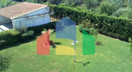 Продаж - Таунхаус 250 m² в Салоніках Продаж - Таунхаус 250 m² в Салоніках