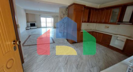 Продаж - Таунхаус 325 m² в Салоніках