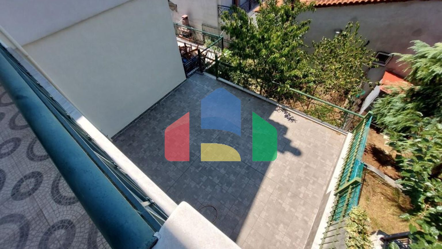 Продаж - Таунхаус 325 m² в Салоніках