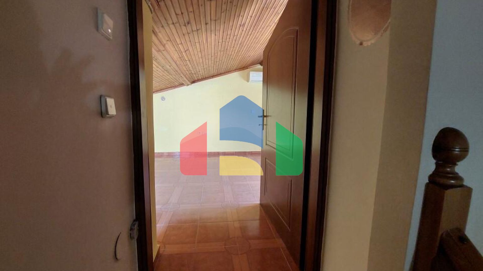 Продаж - Таунхаус 325 m² в Салоніках