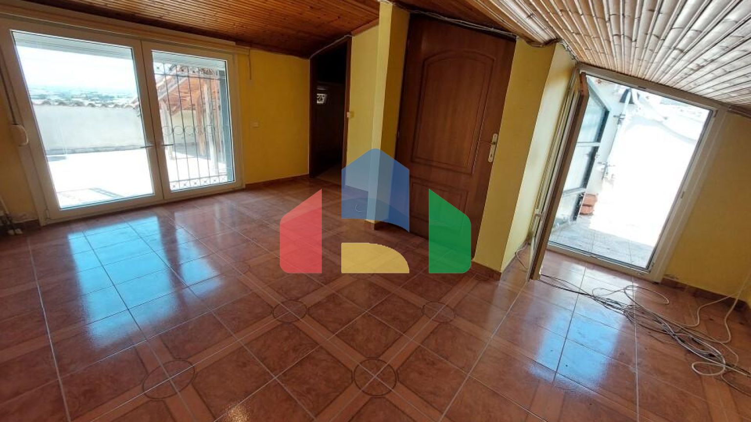 Продаж - Таунхаус 325 m² в Салоніках