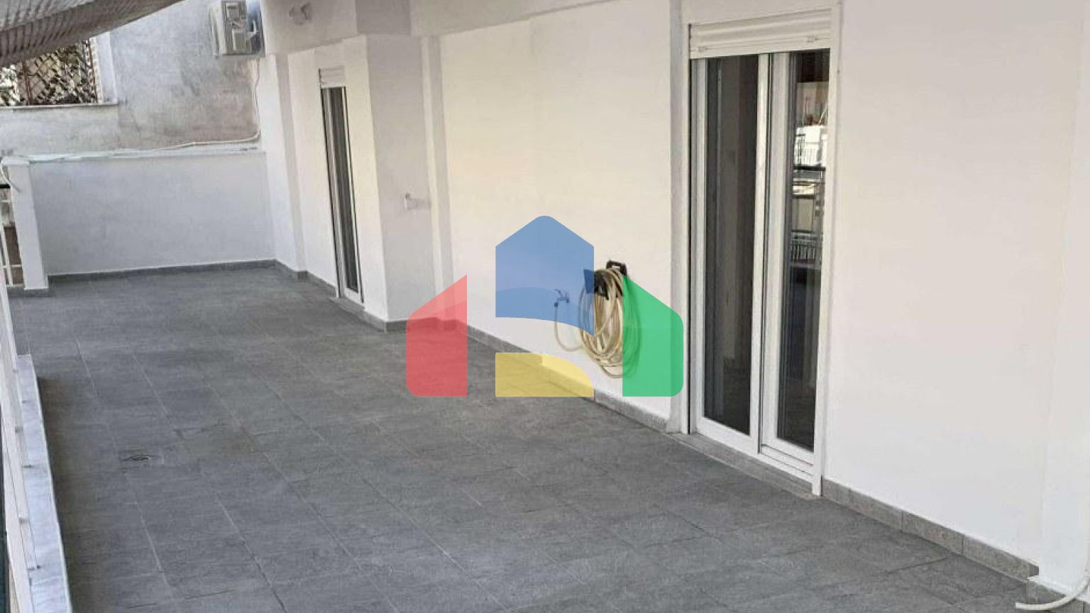 Продаж - Квартира 39 m² в Салоніках