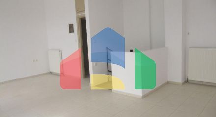 Продаж - Комерційна нерухомість 83 m² в Салоніках