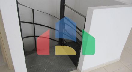 Продаж - Комерційна нерухомість 83 m² в Салоніках