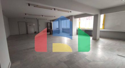 For Sale - Commercial property 140 m² in Thessaloniki
