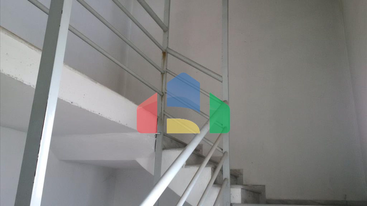 Продажа - Здание 7700 m² в Салониках