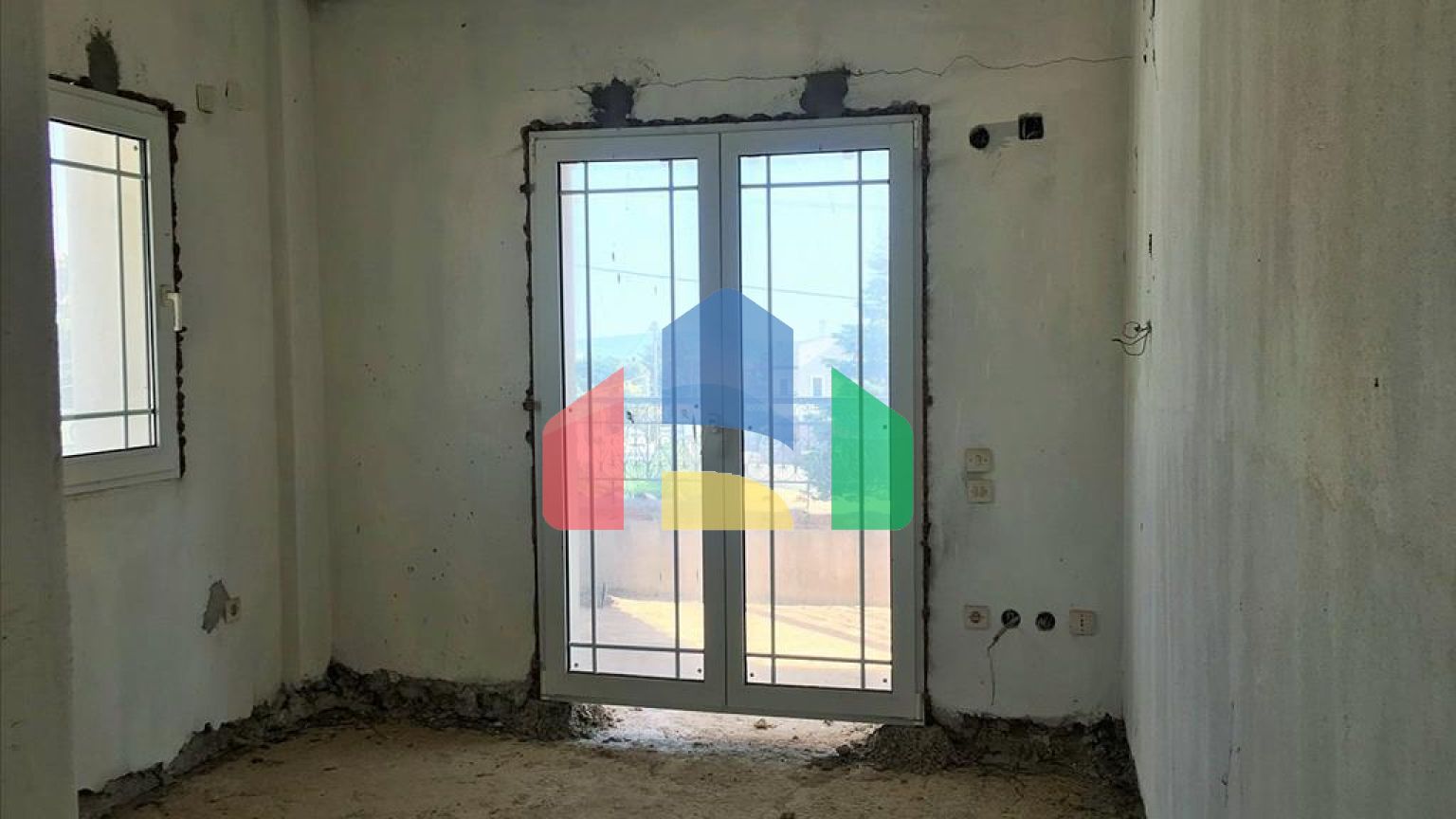 Продаж - Котедж 400 m² в Салоніках