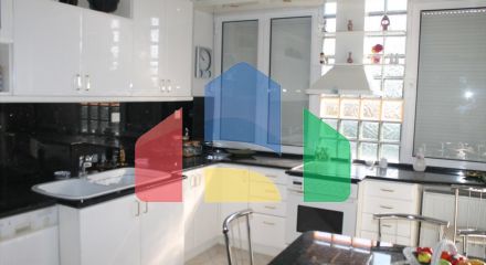 Продаж - Таунхаус 242 m² в Салоніках Продаж - Таунхаус 242 m² в Салоніках