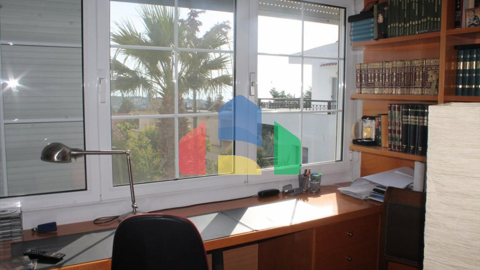 Продаж - Таунхаус 242 m² в Салоніках