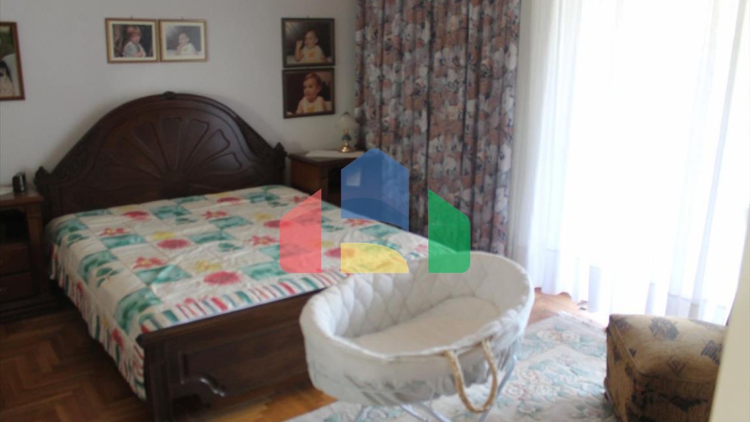 Продаж - Таунхаус 242 m² в Салоніках