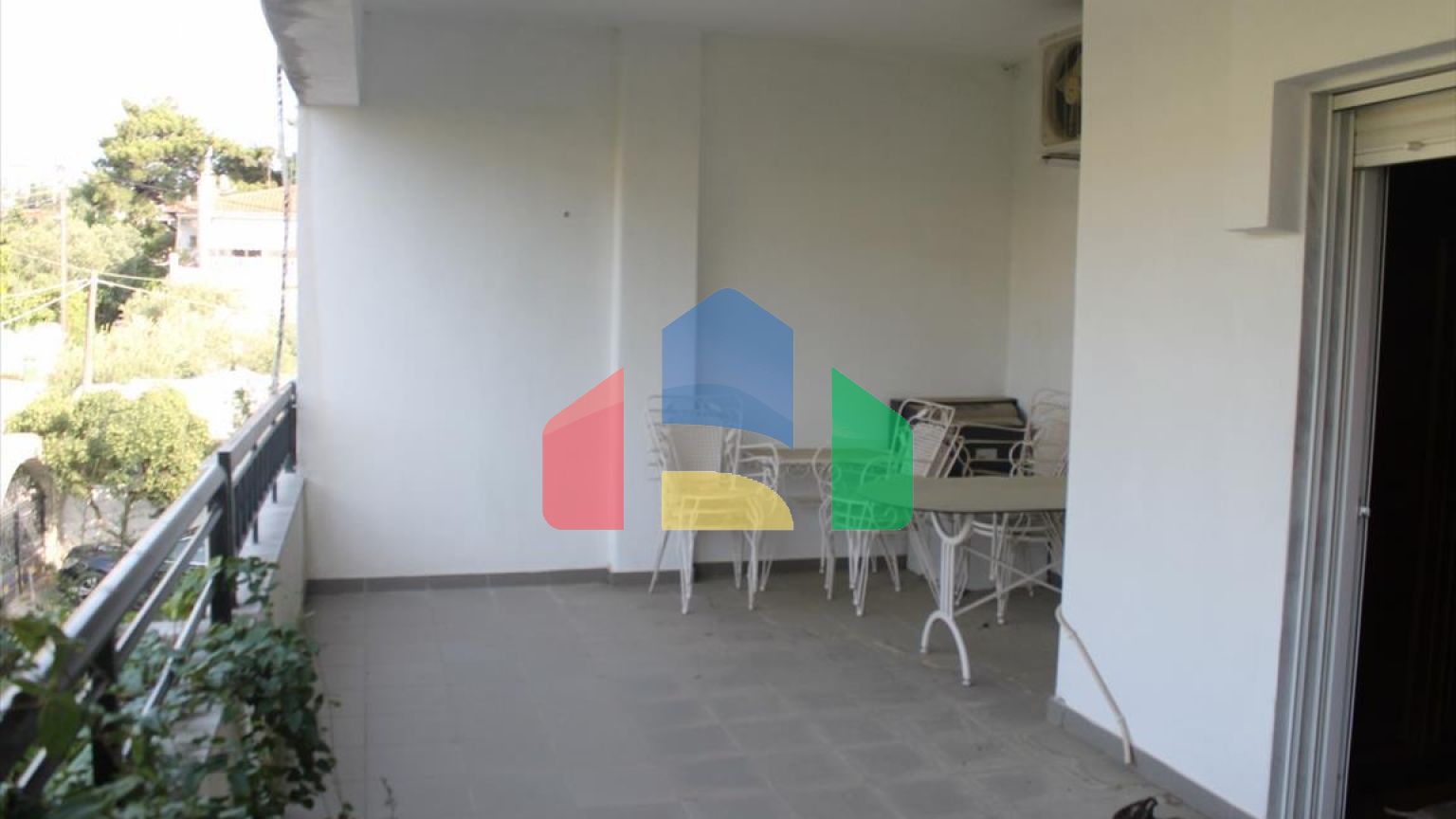 Продаж - Таунхаус 242 m² в Салоніках