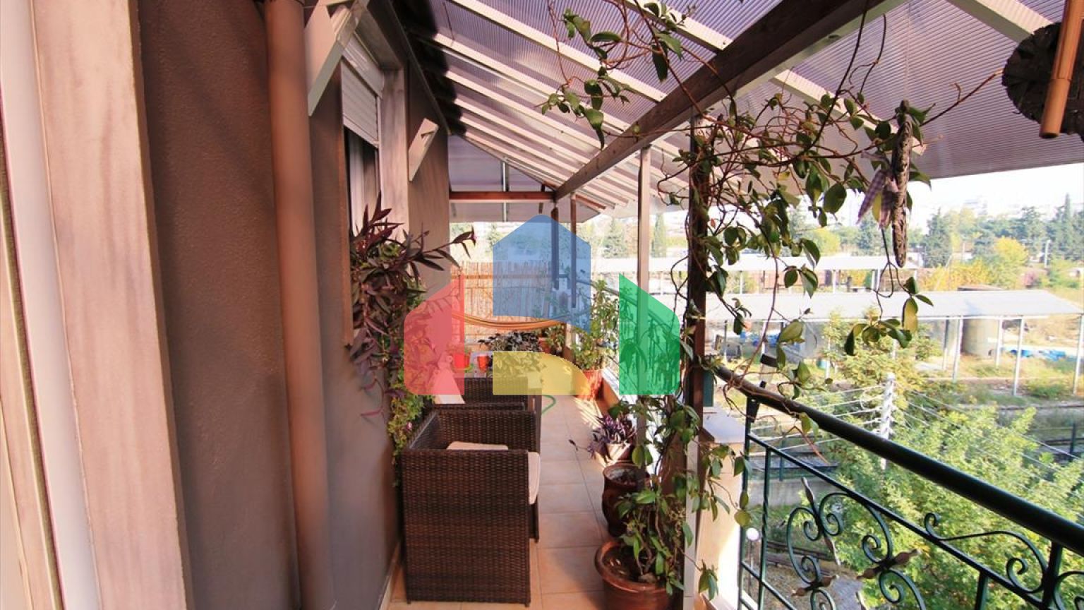 Продаж - Таунхаус 250 m² в Салоніках