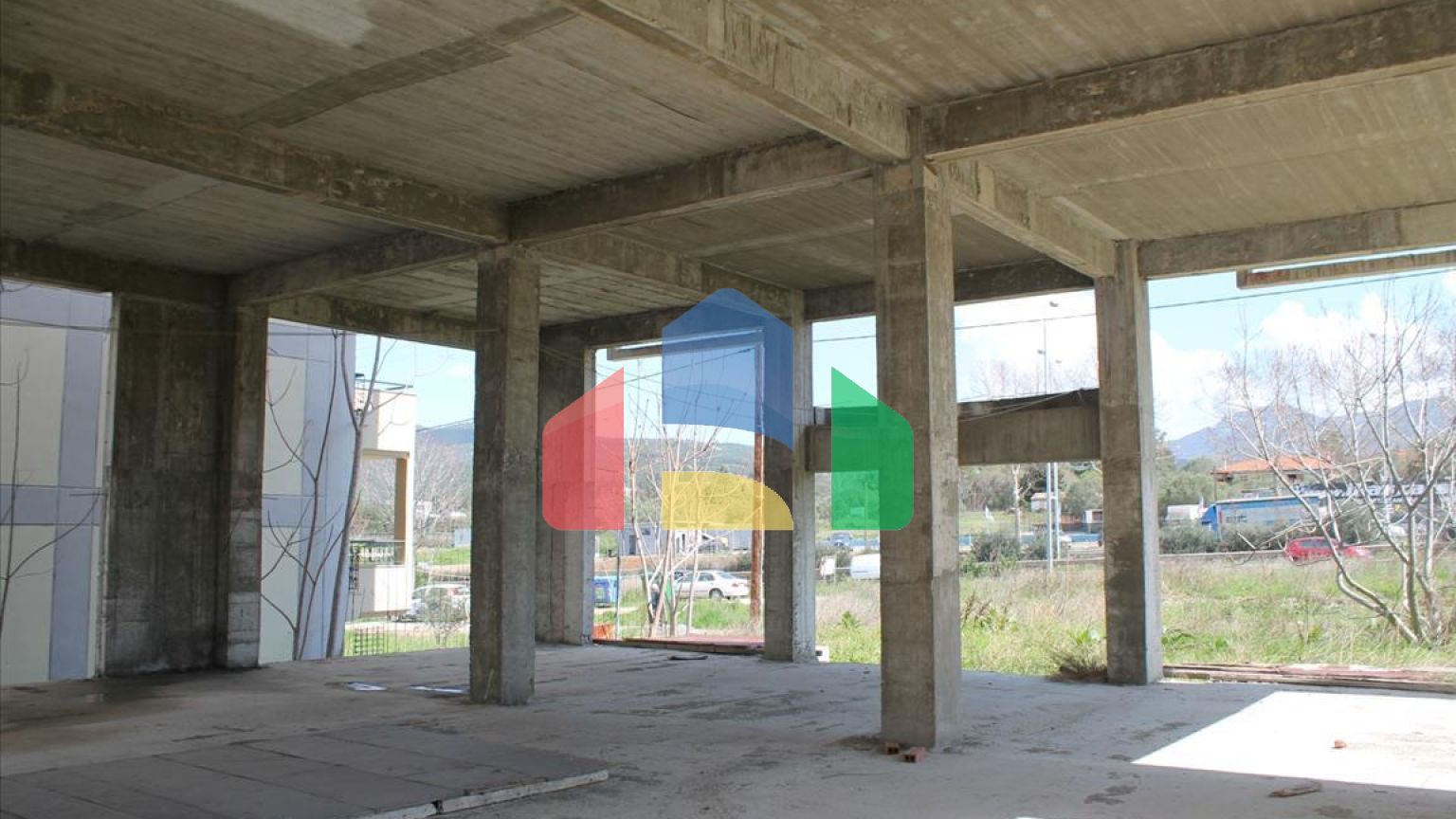 Продажа - Здание 670 m² в Салониках