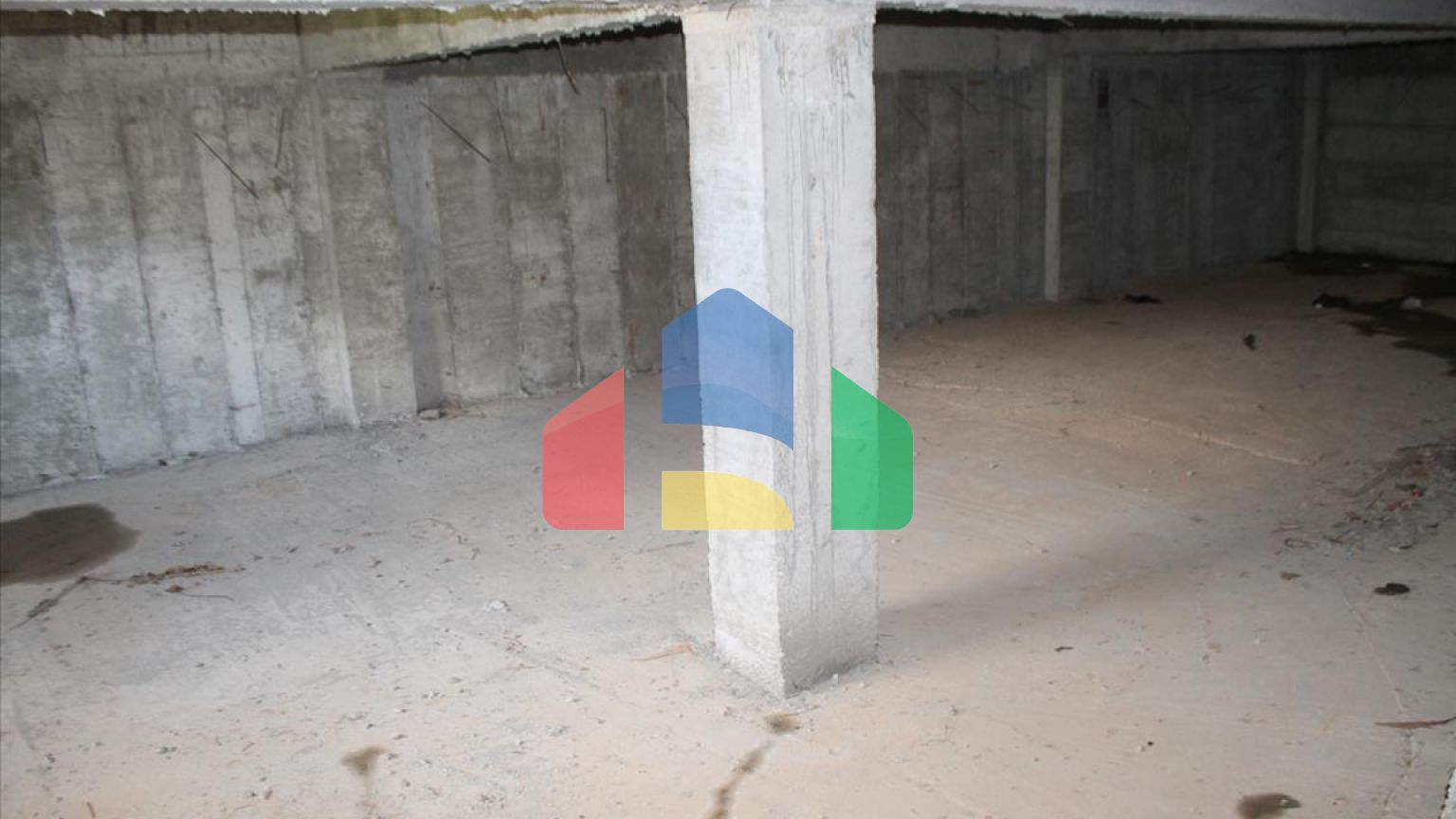 Продажа - Здание 670 m² в Салониках