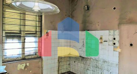 Продаж - Будівля 300 m² в Салоніках